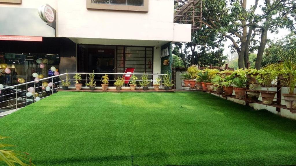 Alankrita Suites & Party Halls Meerut Bagian luar foto